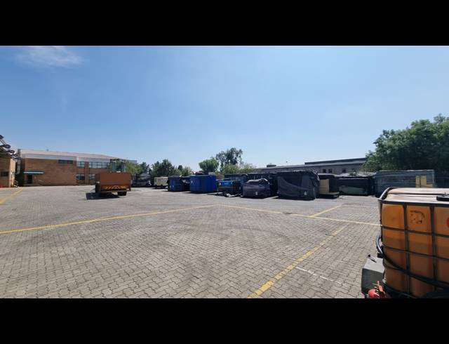 6,561M² WAREHOUSE TO LET IN HUGHES